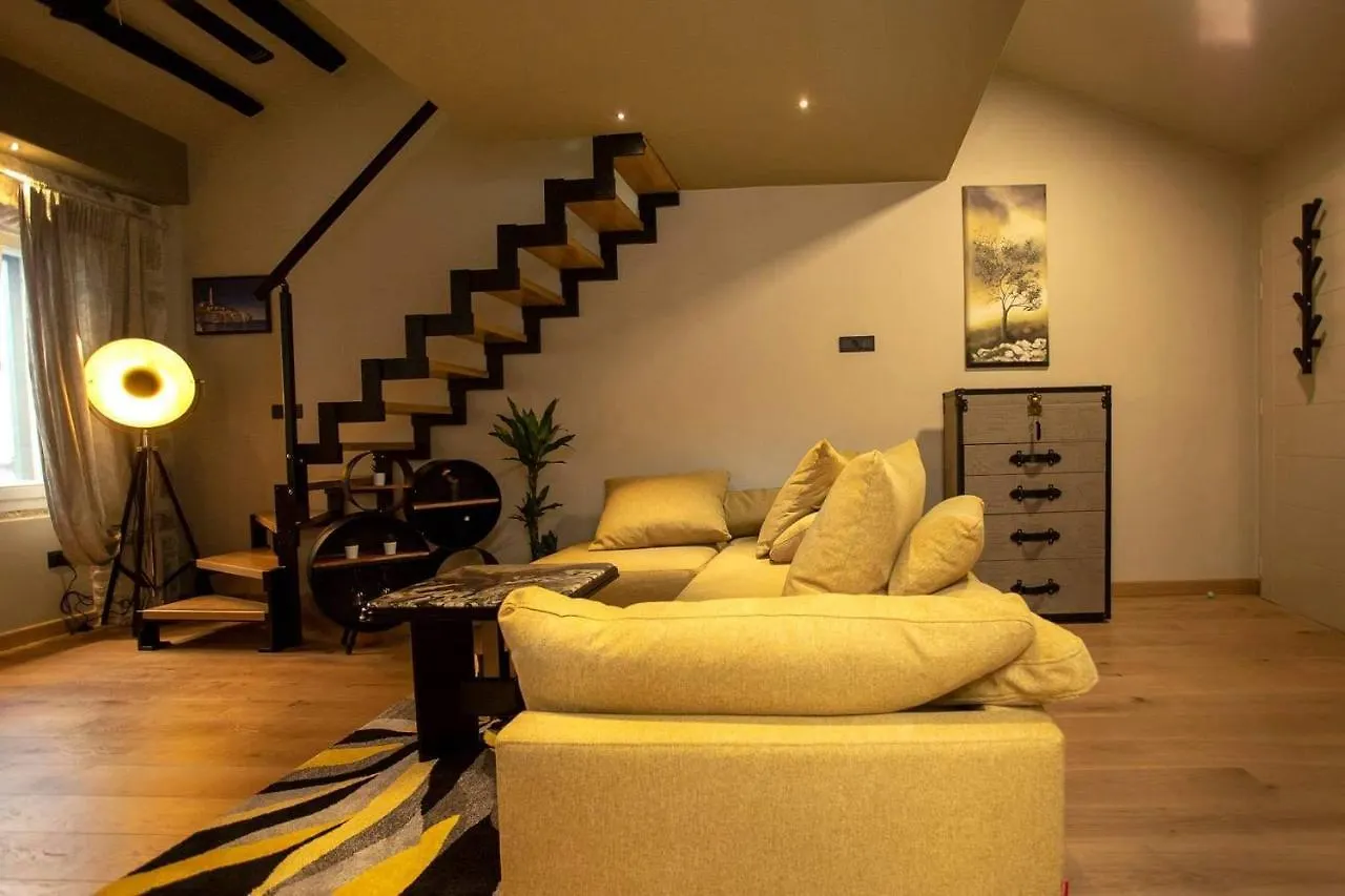ˇdcˇ Modern Apartment Near The Church Rovinj
