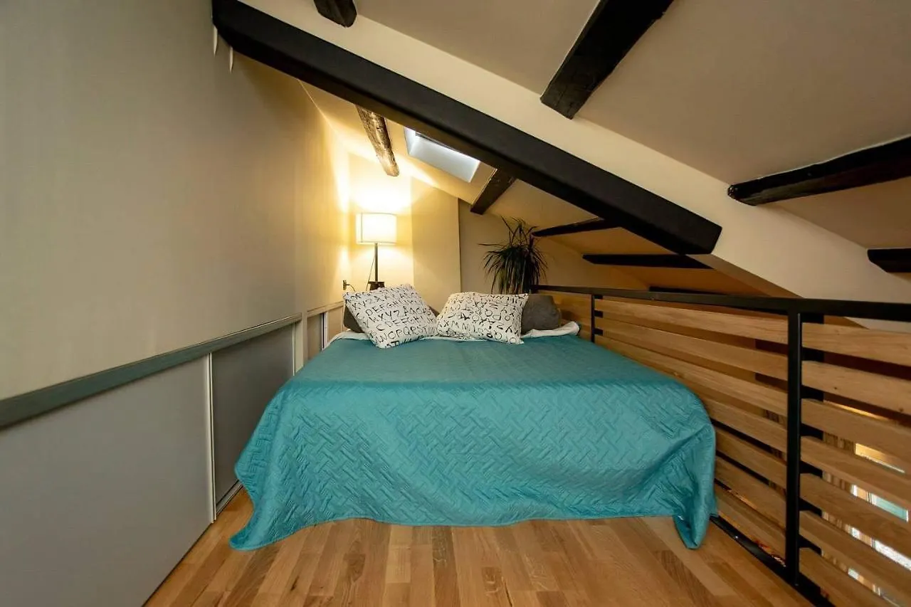 ˇdcˇ Modern Apartment Near The Church Rovinj