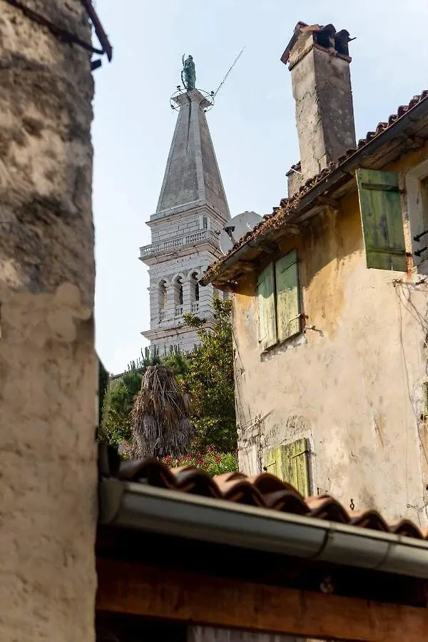ˇdcˇ Modern Apartment Near The Church Rovinj
