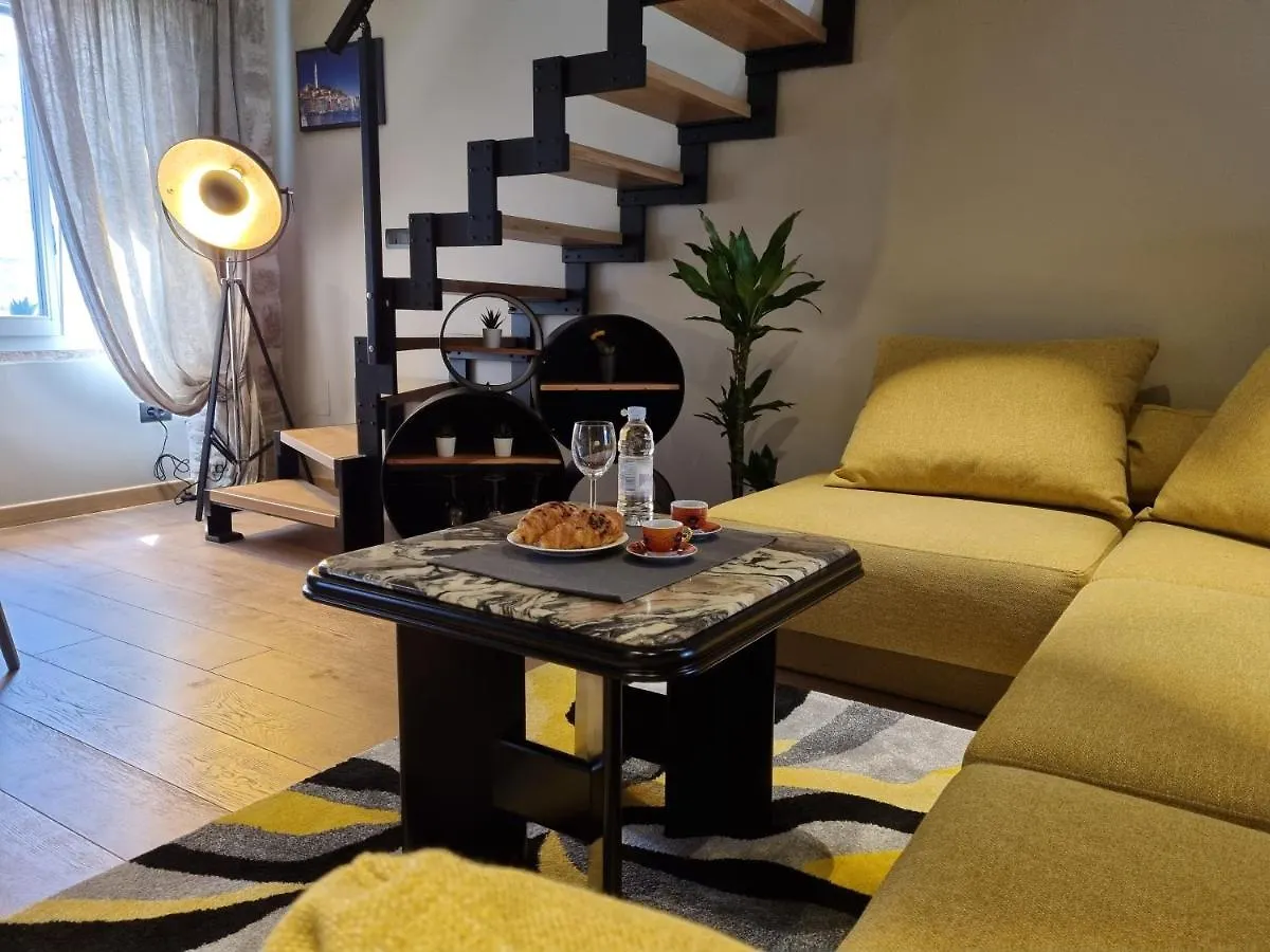 ˇdcˇ Modern Apartment Near The Church Rovinj