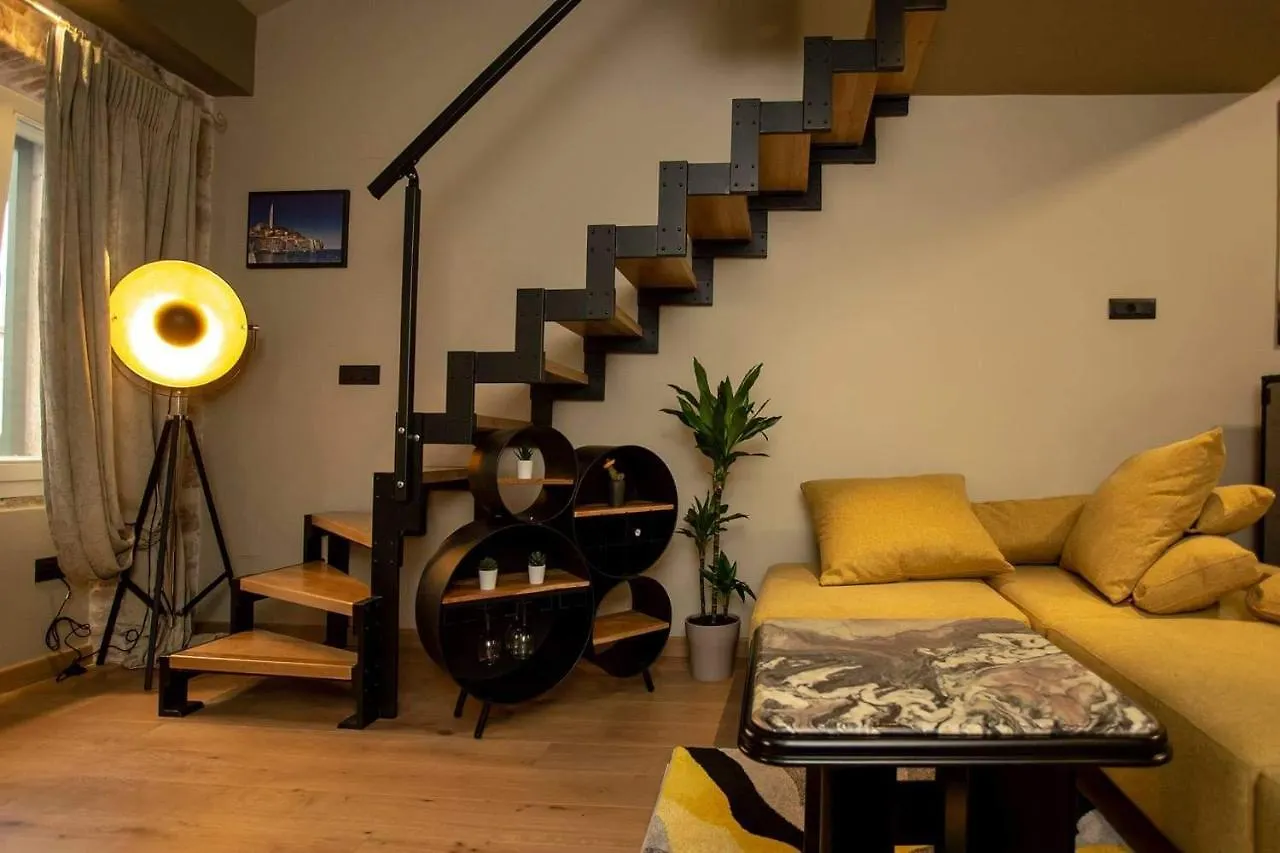 ˇdcˇ Modern Apartment Near The Church Rovinj