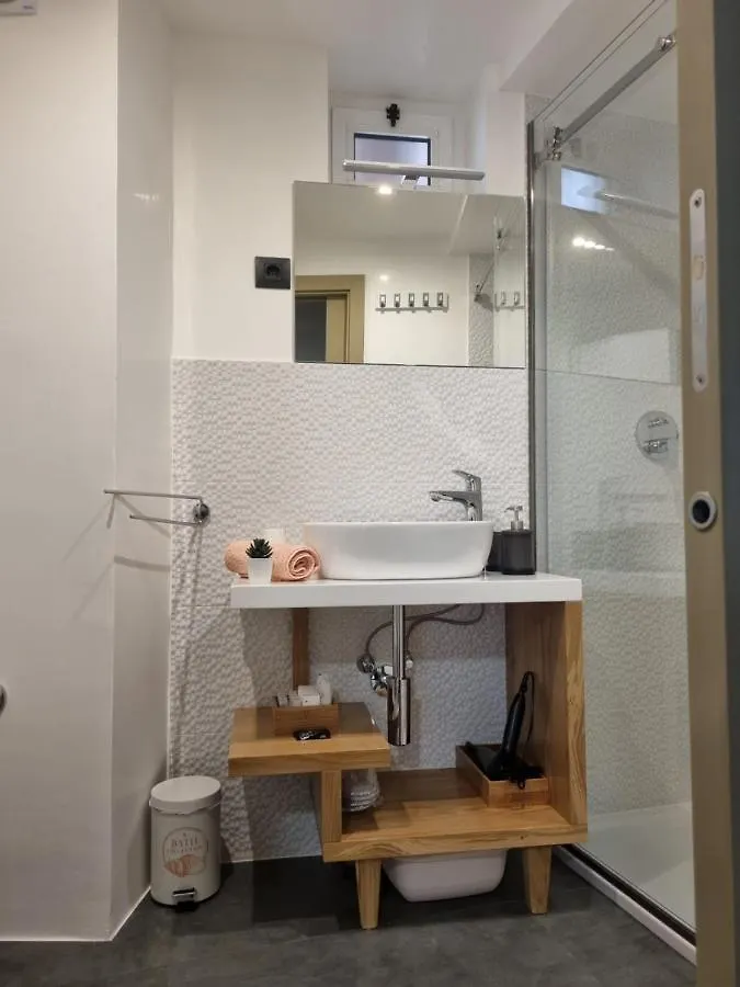 ˇdcˇ Modern Apartment Near The Church Rovinj